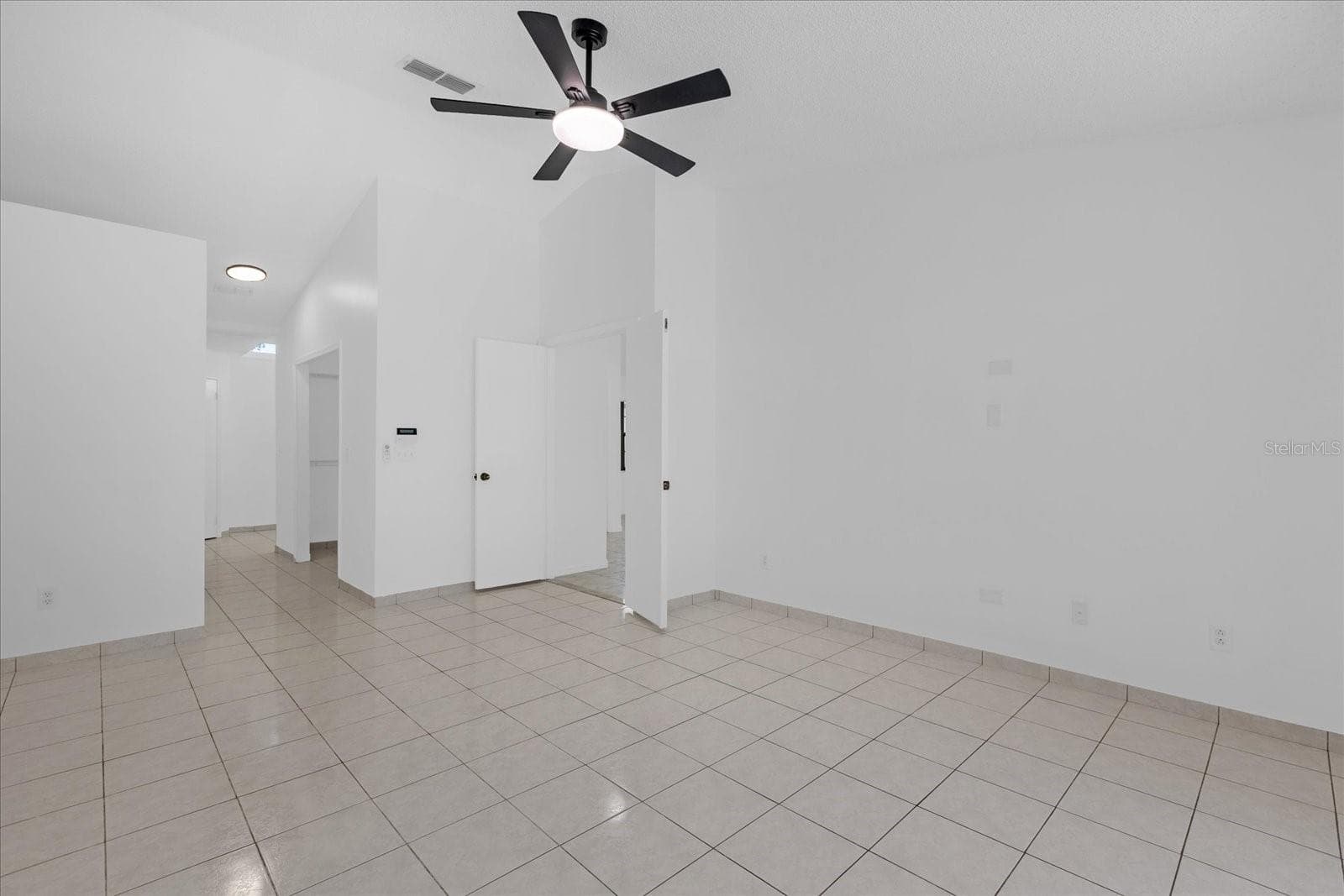 Single Family Residence at 9011 CHAPMAN OAK CT, WINDERMERE, photo 21 of 30