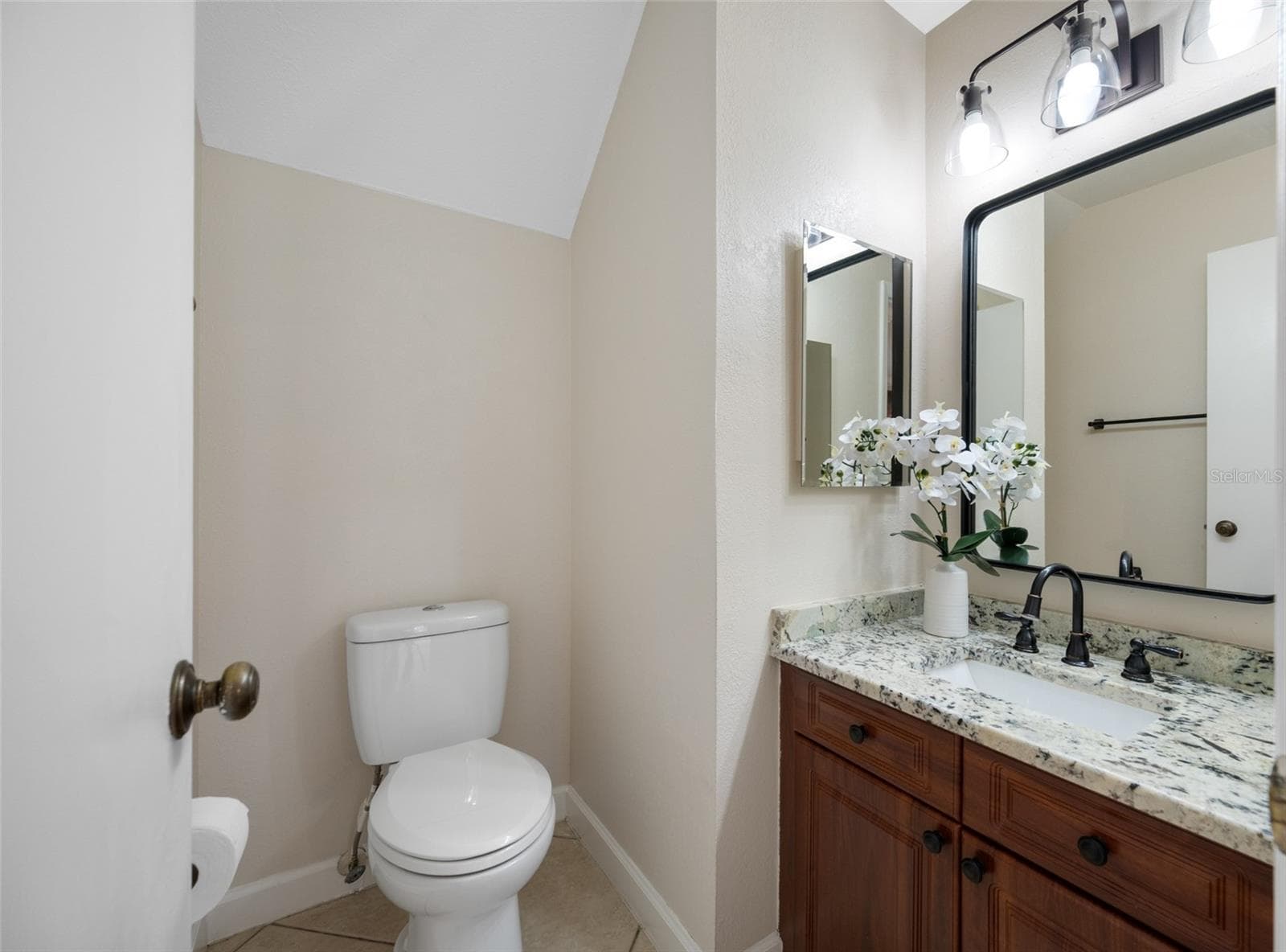 Half Bath on first floor - 10416 SAINT TROPEZ PL, TAMPA