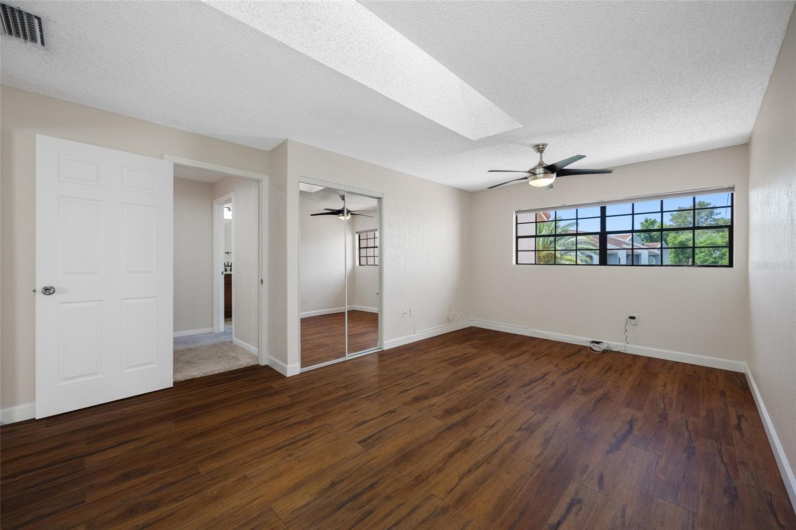2nd bedroom - 10416 SAINT TROPEZ PL, TAMPA