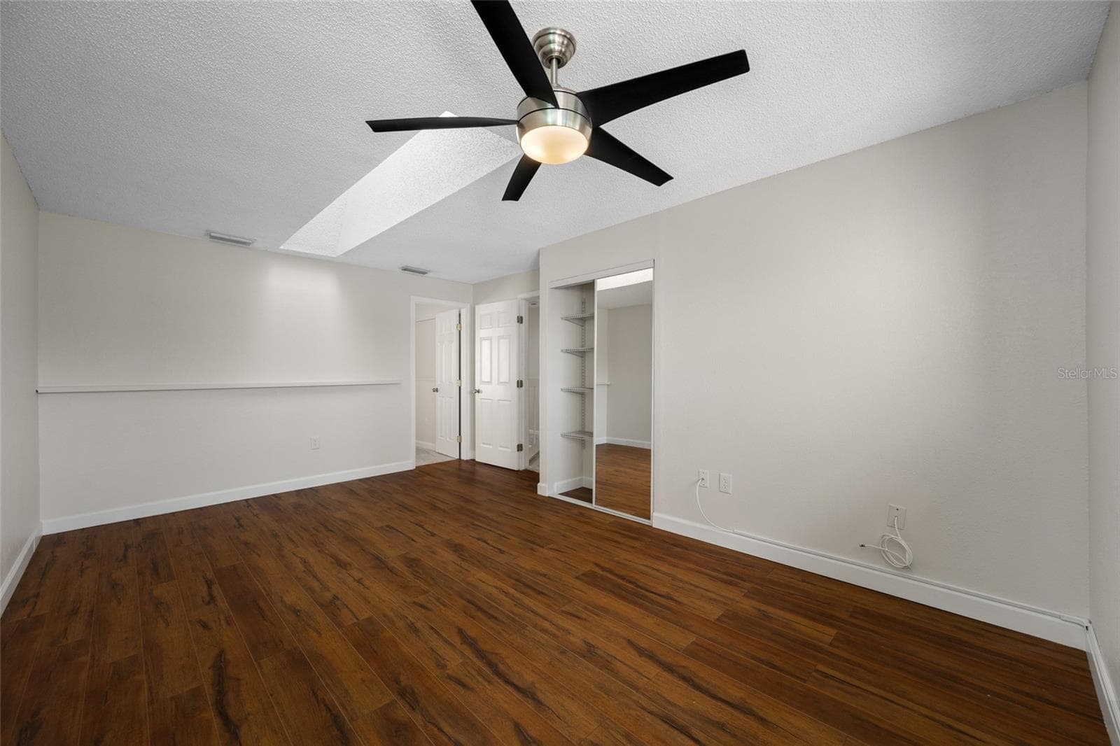 2nd bedroom - 10416 SAINT TROPEZ PL, TAMPA