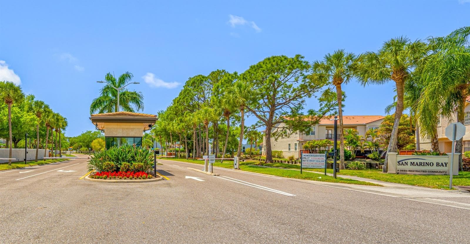 Signage - 10416 SAINT TROPEZ PL, TAMPA