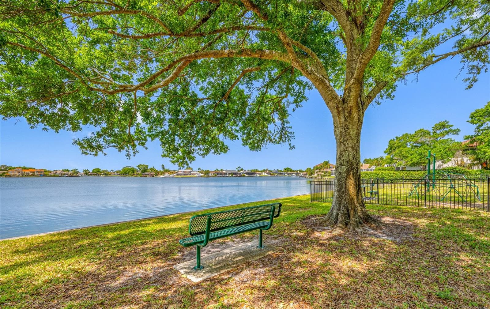 Bench - 10416 SAINT TROPEZ PL, TAMPA