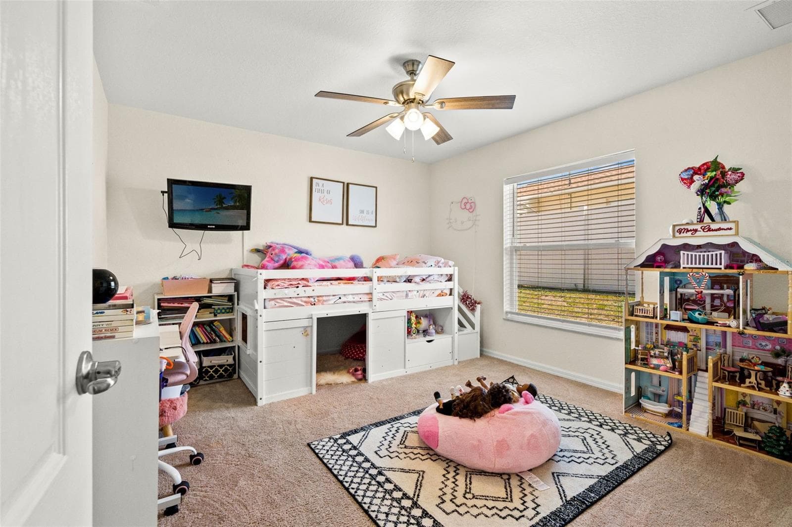 Single Family Residence at 11260 LIBBY RD, SPRING HILL, photo 12 of 21