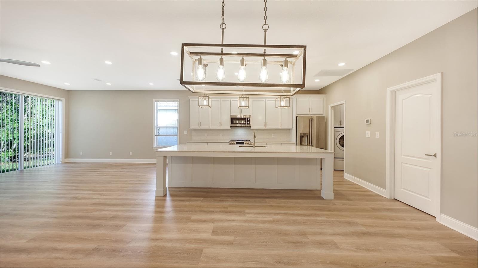 Single Family Residence at 6716 SPRING MOSS PL, LAKEWOOD RANCH, photo 14 of 53