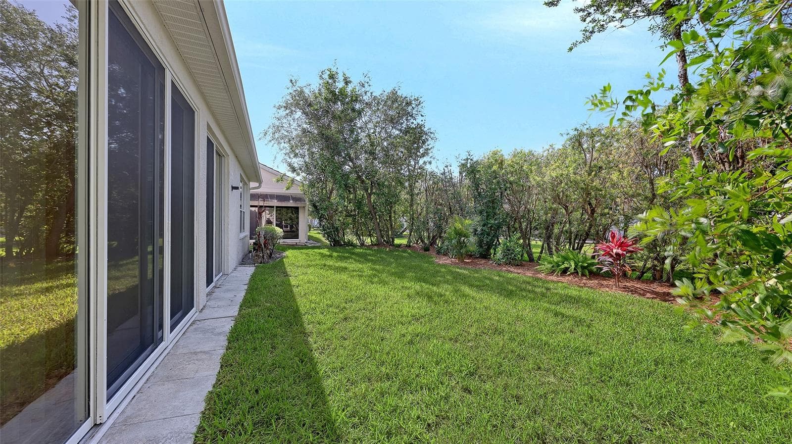 Single Family Residence at 6716 SPRING MOSS PL, LAKEWOOD RANCH, photo 33 of 53