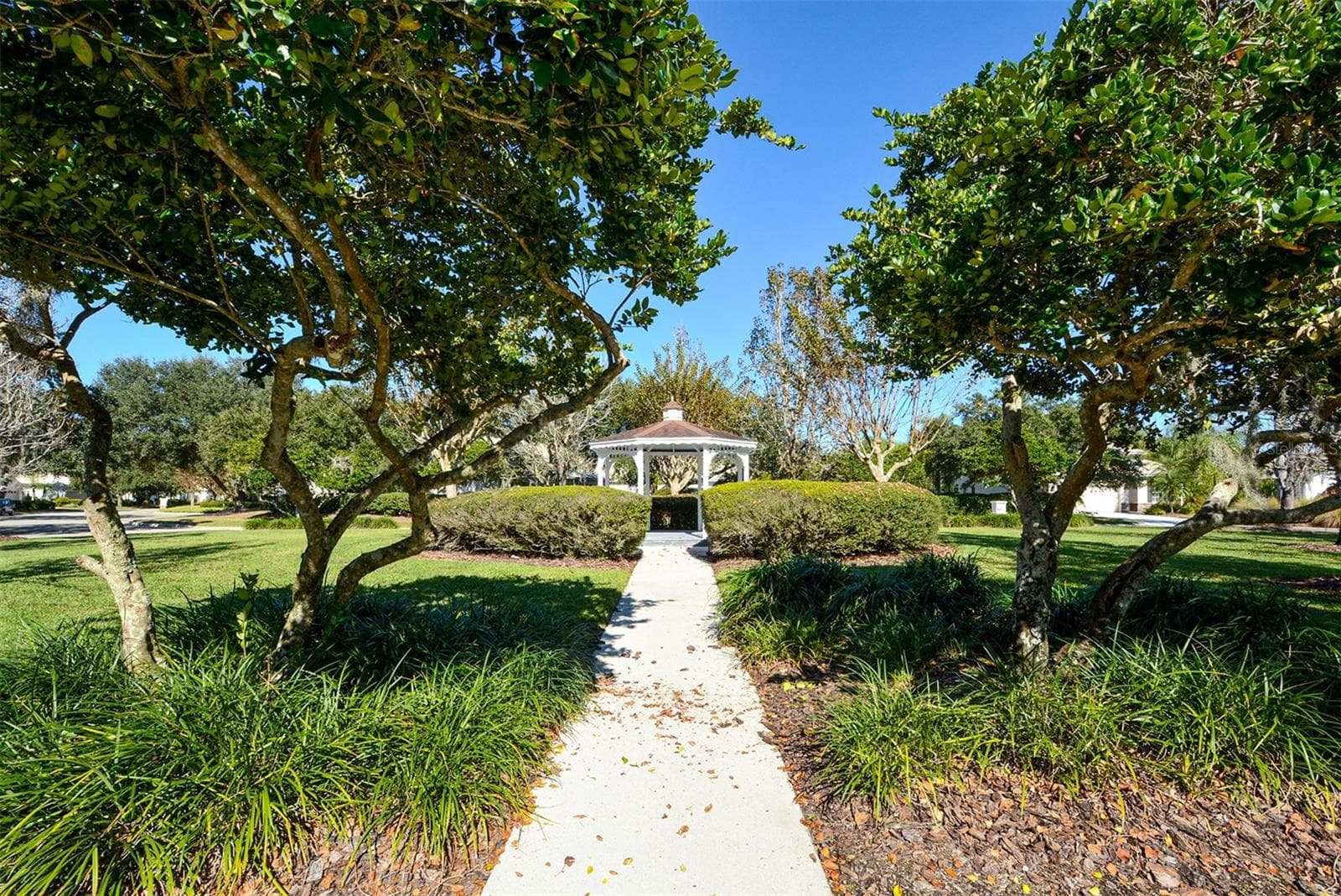 Single Family Residence at 6716 SPRING MOSS PL, LAKEWOOD RANCH, photo 35 of 53