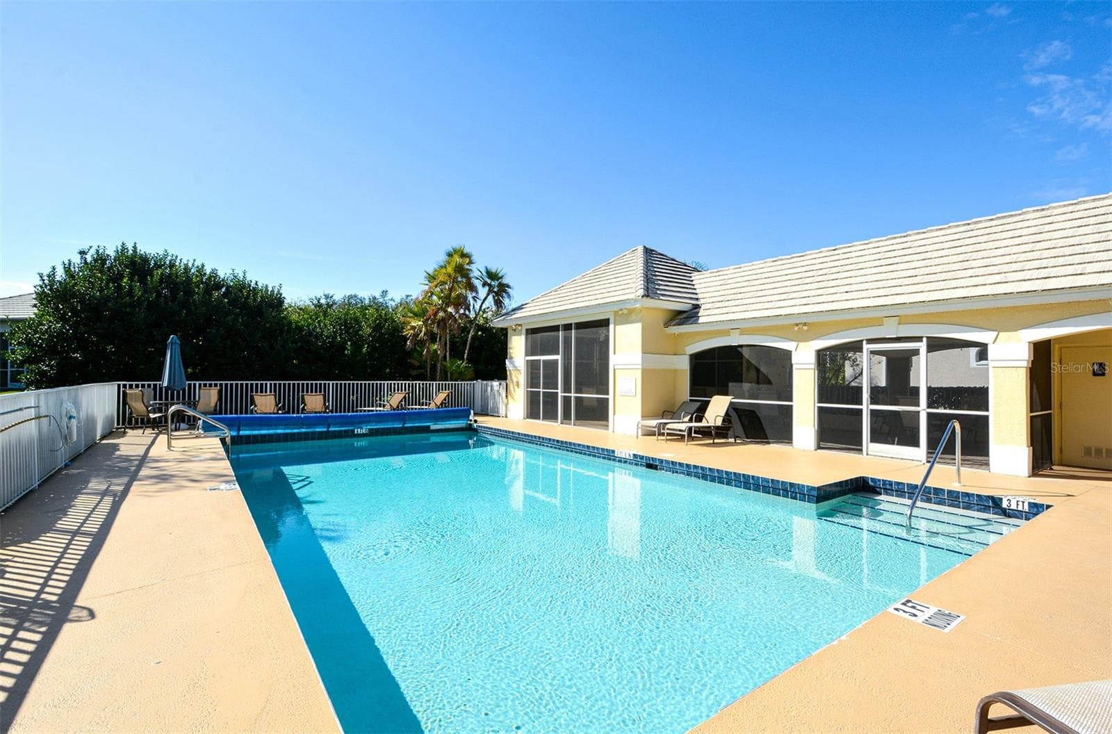 Single Family Residence at 6716 SPRING MOSS PL, LAKEWOOD RANCH, photo 38 of 53