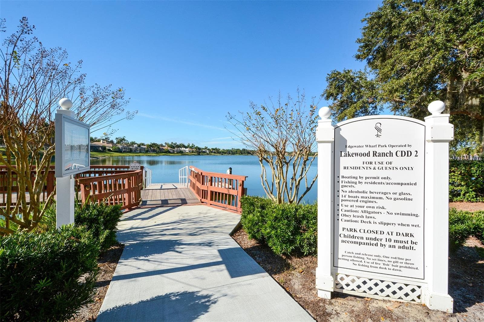 Single Family Residence at 6716 SPRING MOSS PL, LAKEWOOD RANCH, photo 41 of 53