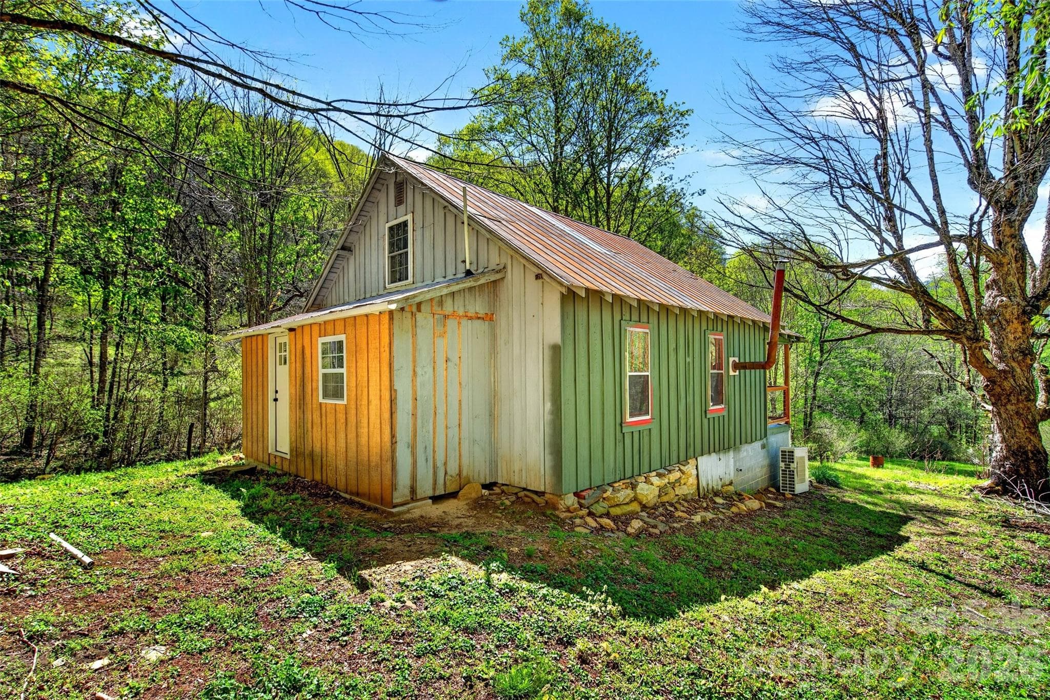 Single Family Residence at 488 Cad Campbell Road, Bakersville, photo 34 of 39
