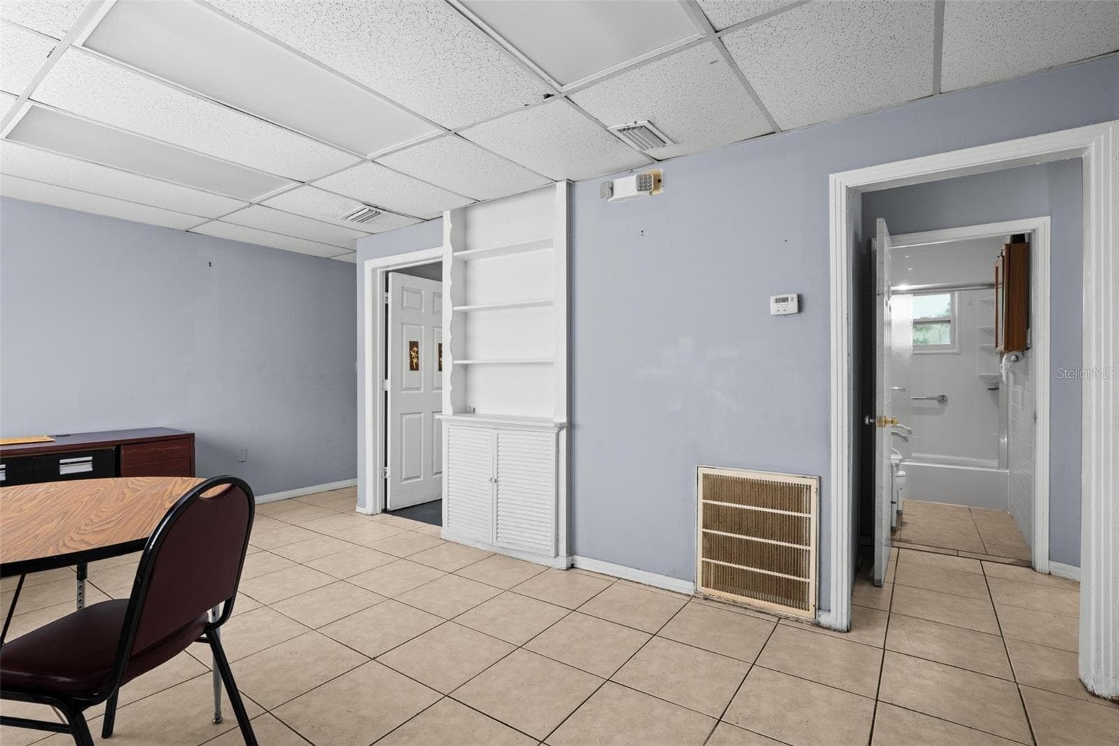 Single Family Residence at 110 N LINCOLN AVE, TAMPA, photo 6 of 60