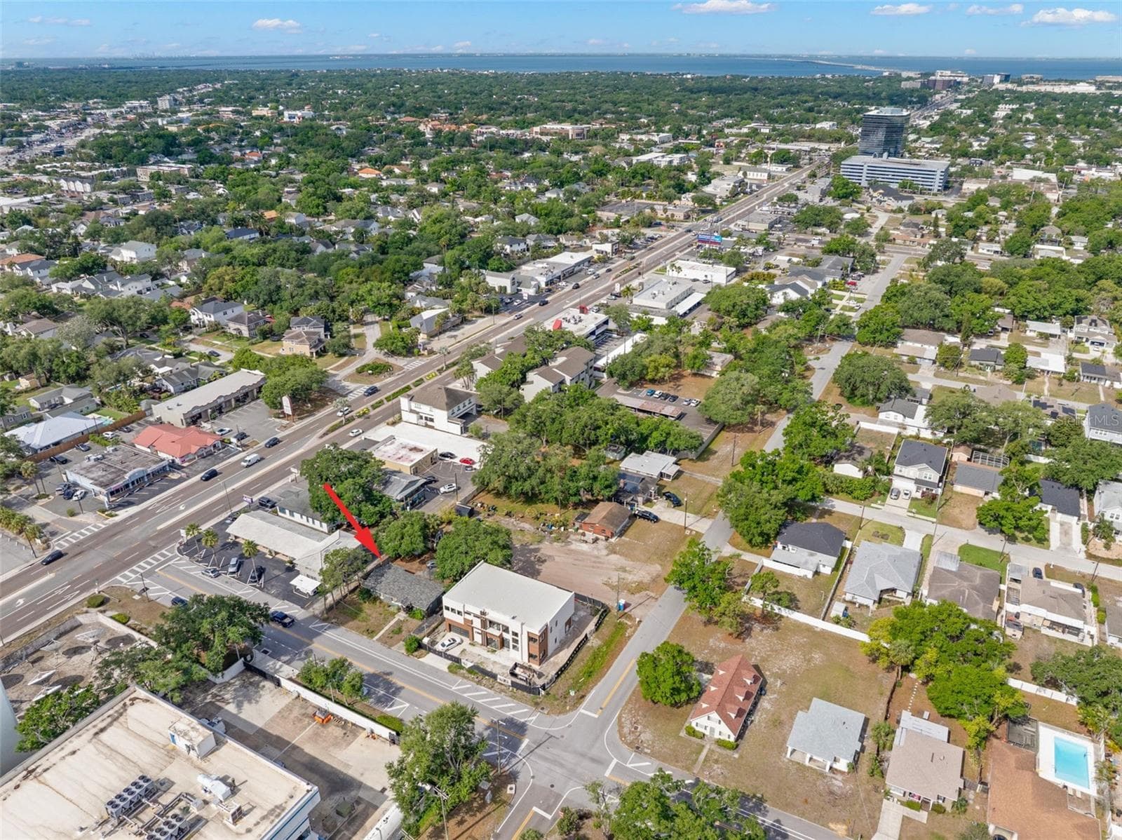 Single Family Residence at 110 N LINCOLN AVE, TAMPA, photo 58 of 60