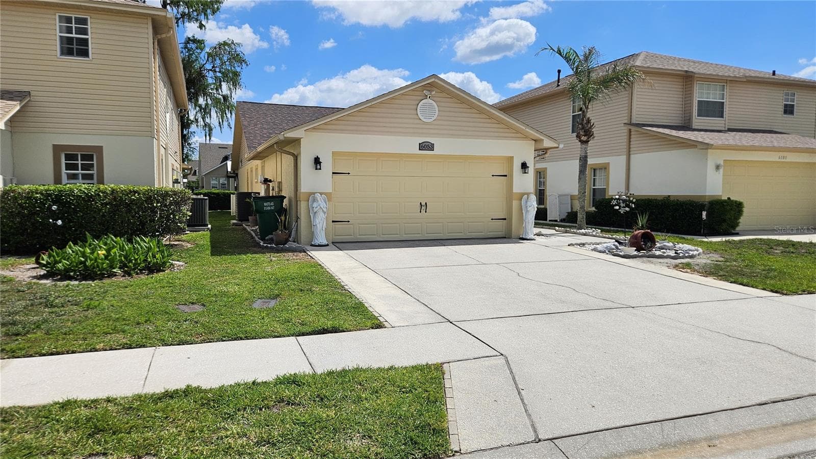 Front Elevation - 6053 GENTLE BEN CIR, WESLEY CHAPEL