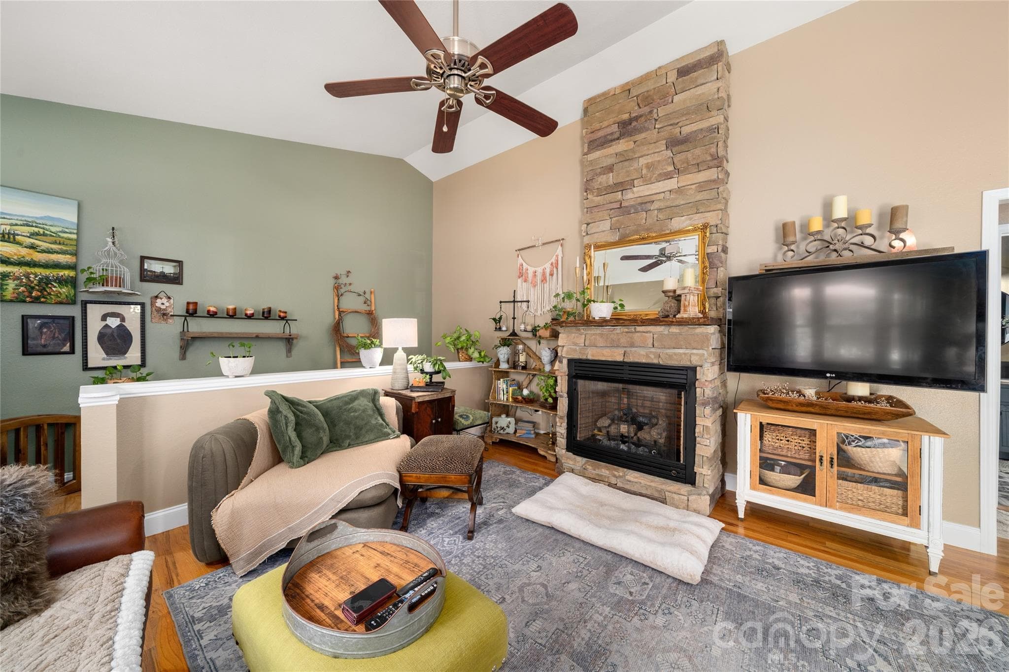 Single Family Residence at 40 Whipoorwill Way, Waynesville, photo 11 of 30