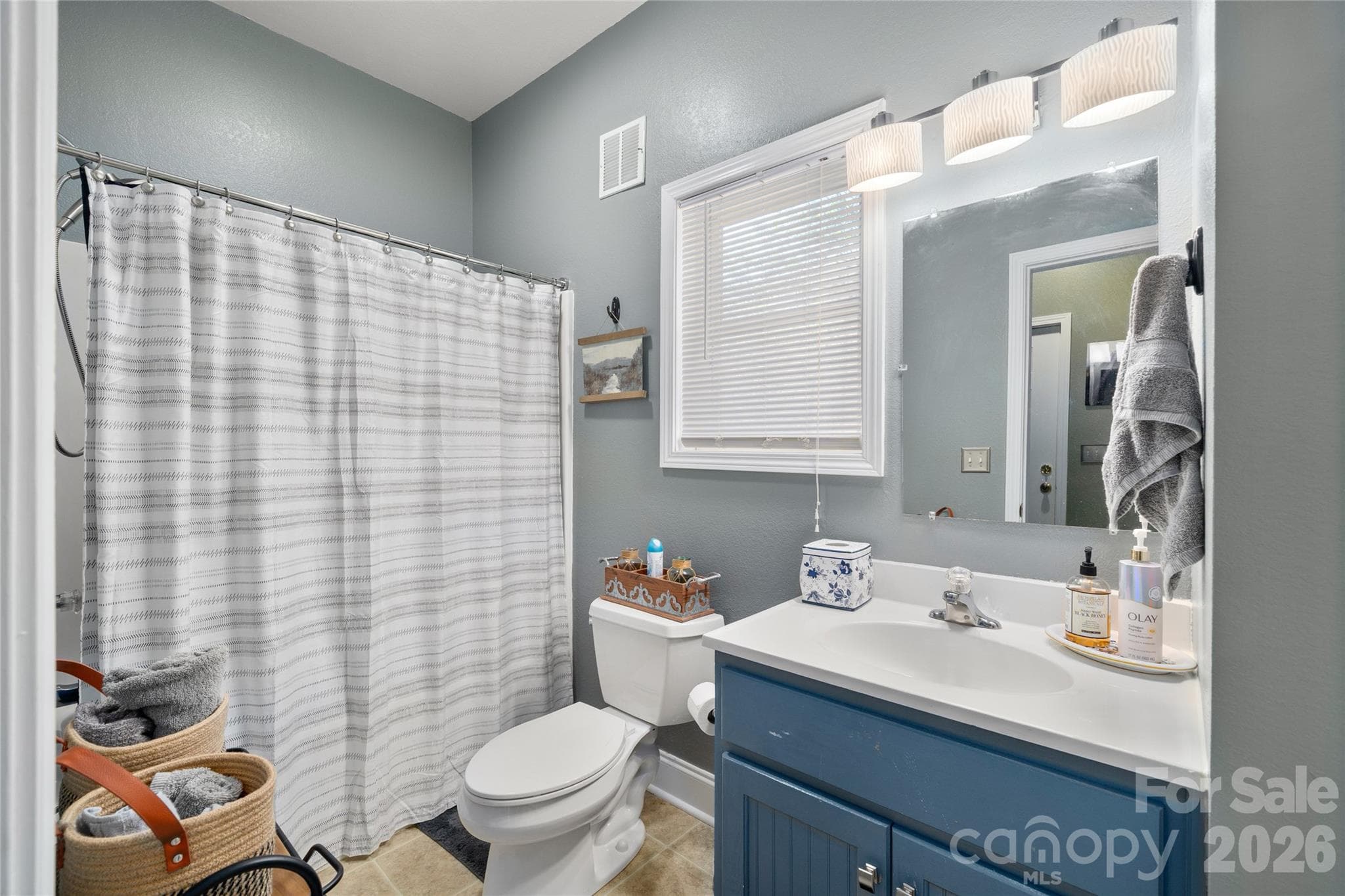 Single Family Residence at 40 Whipoorwill Way, Waynesville, photo 19 of 30