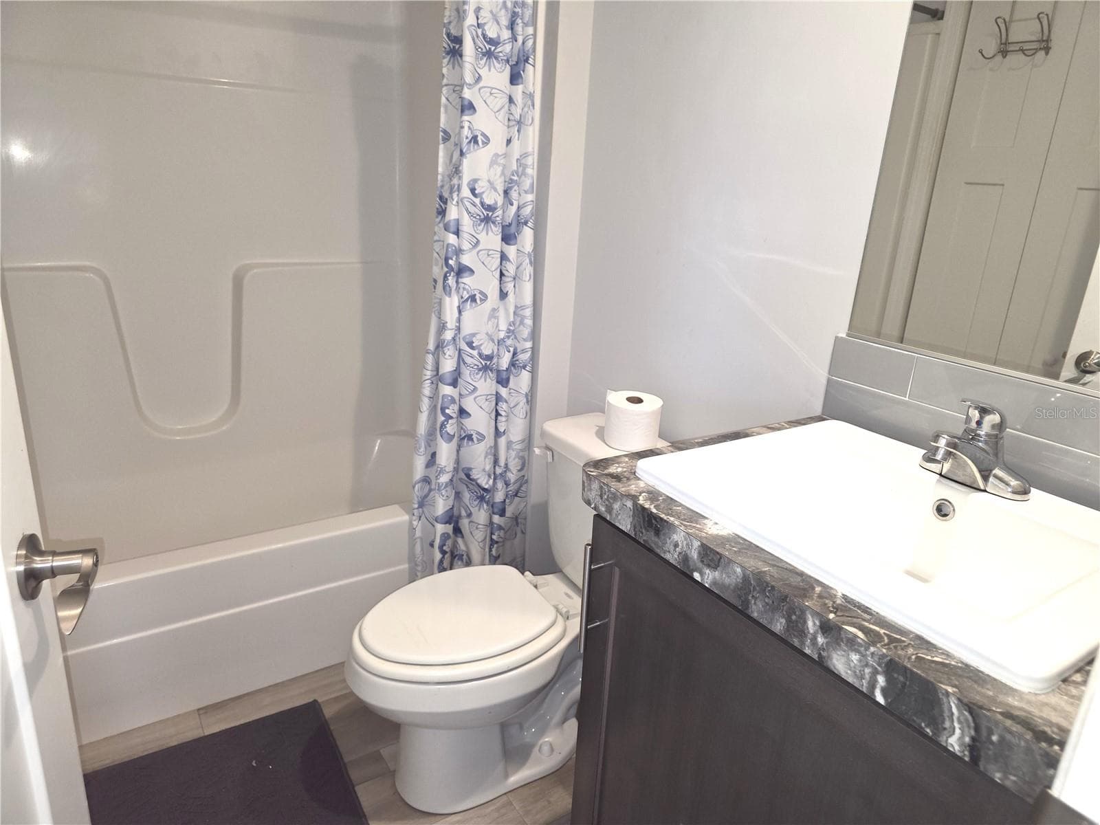 Manufactured Home at 236 WOLVERINE AVE, NORTH PORT, photo 15 of 22