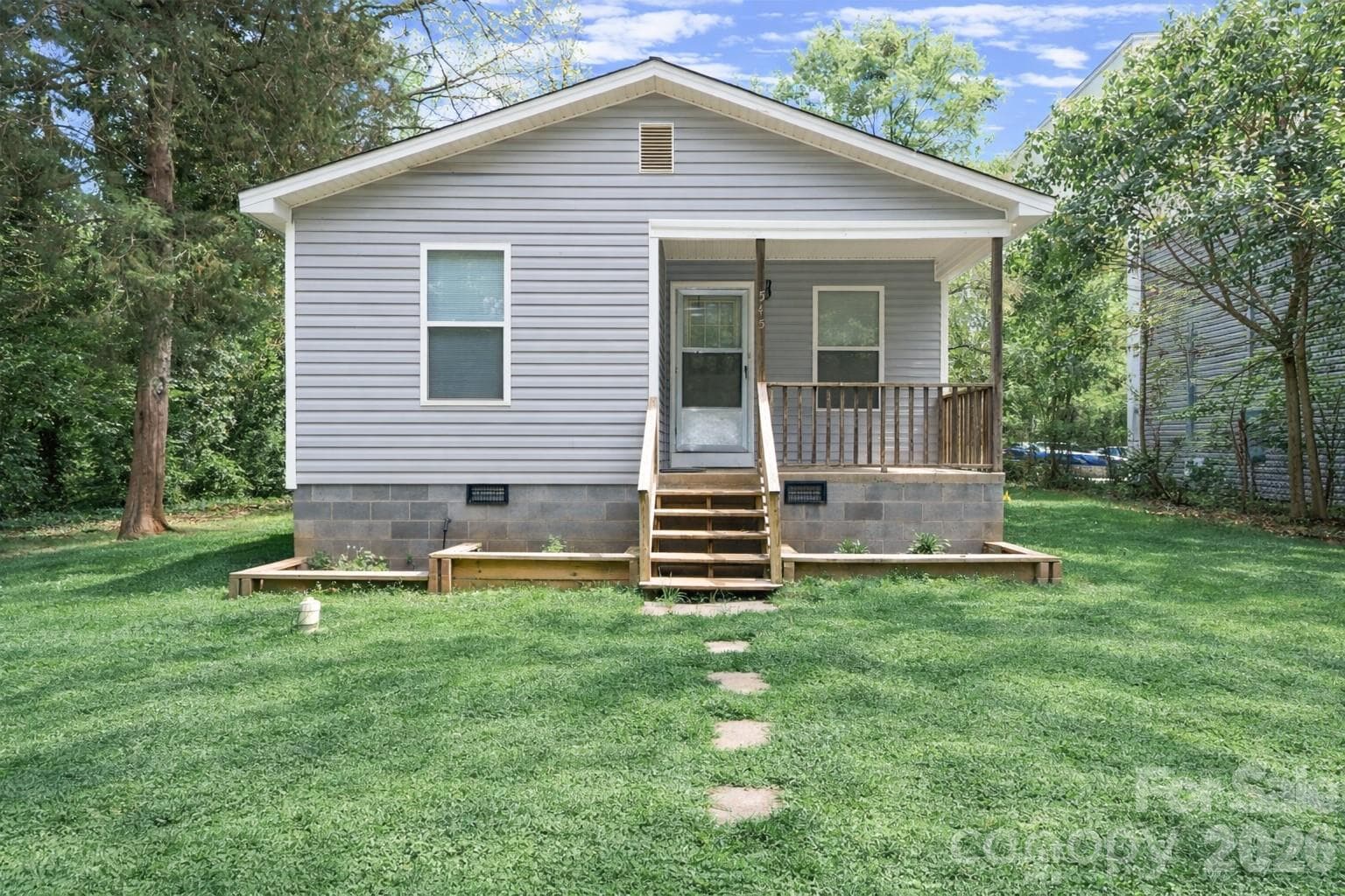 Single Family Residence at Mooresville, photo 2 of 38