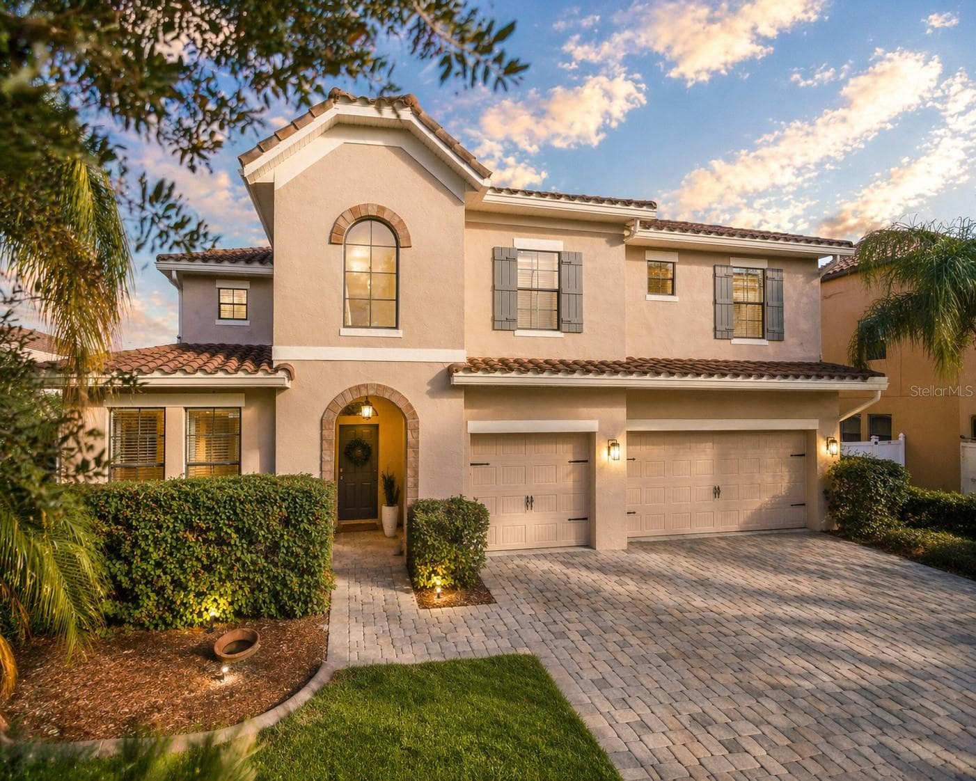 1501 PRAIRIE OAKS DR