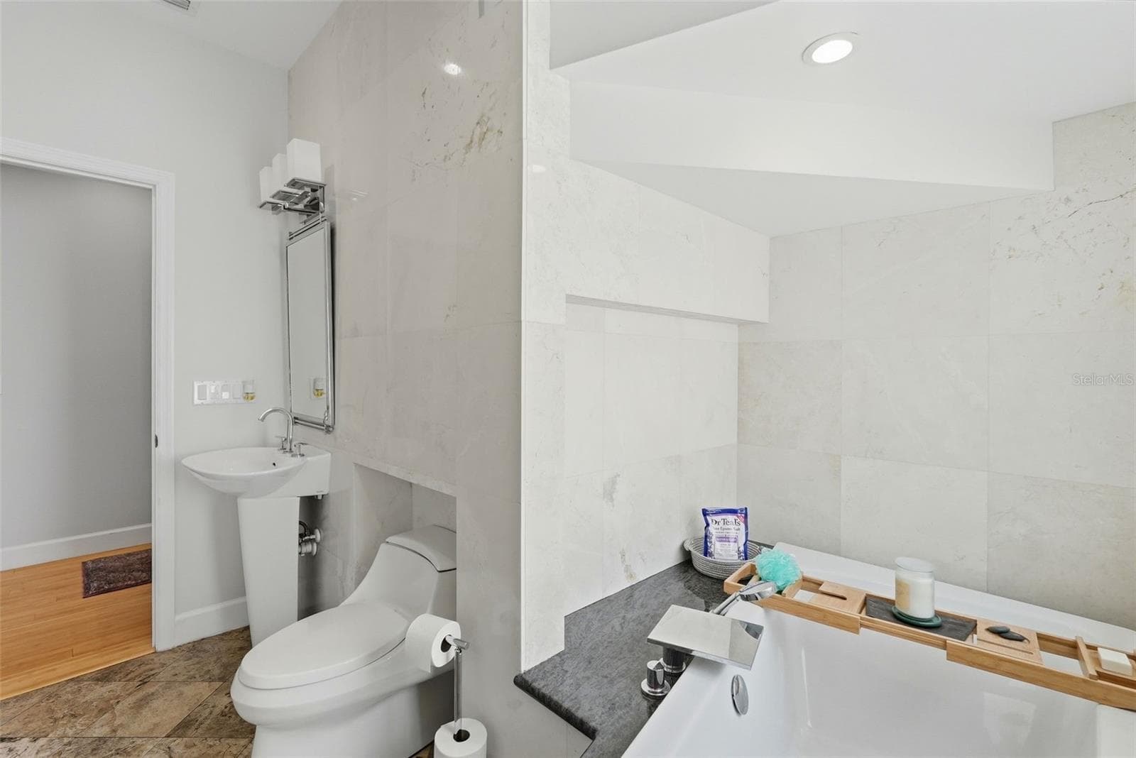 Spa/full bathroom downstairs- bathroom 1 - 125 23RD AVE NE, ST PETERSBURG