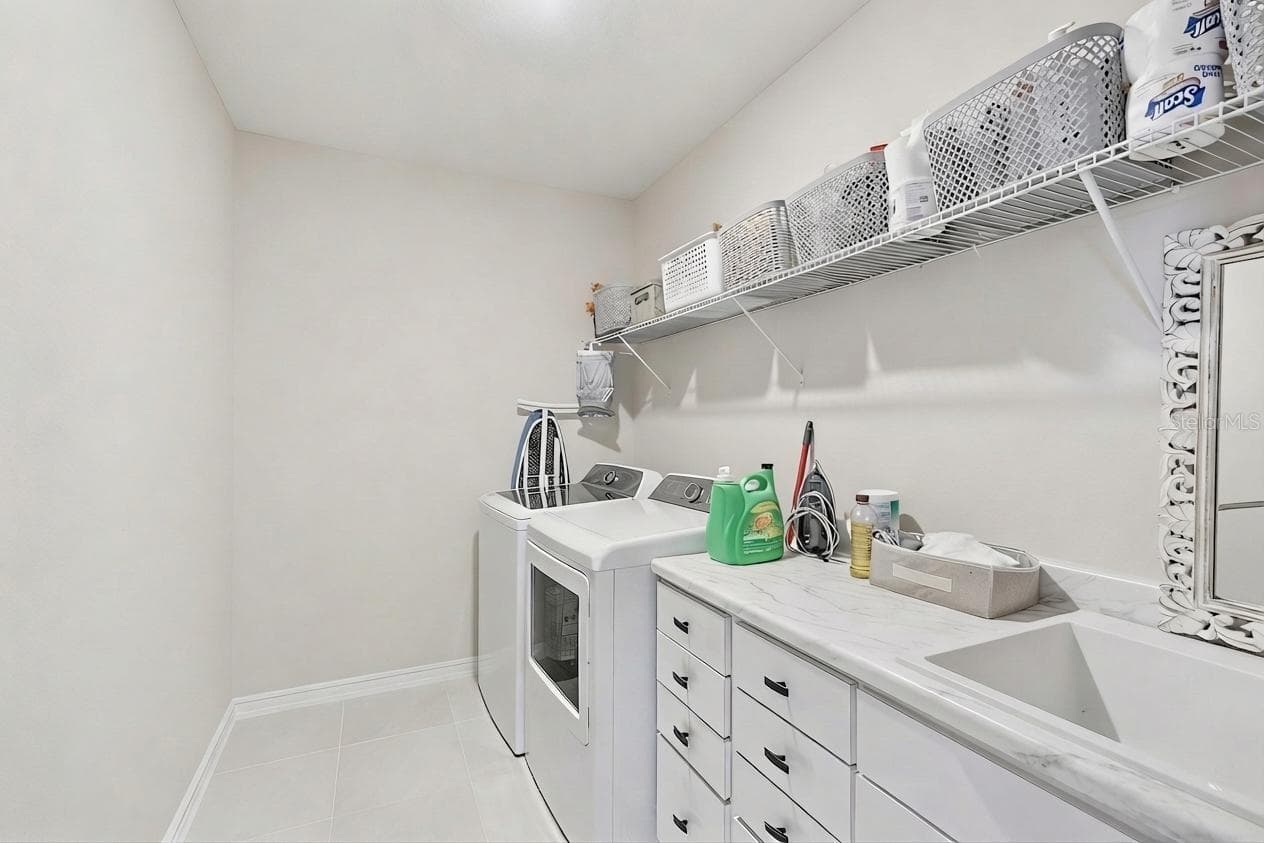 Single Family Residence at 13055 WILLOW GROVE DR, RIVERVIEW, photo 18 of 41