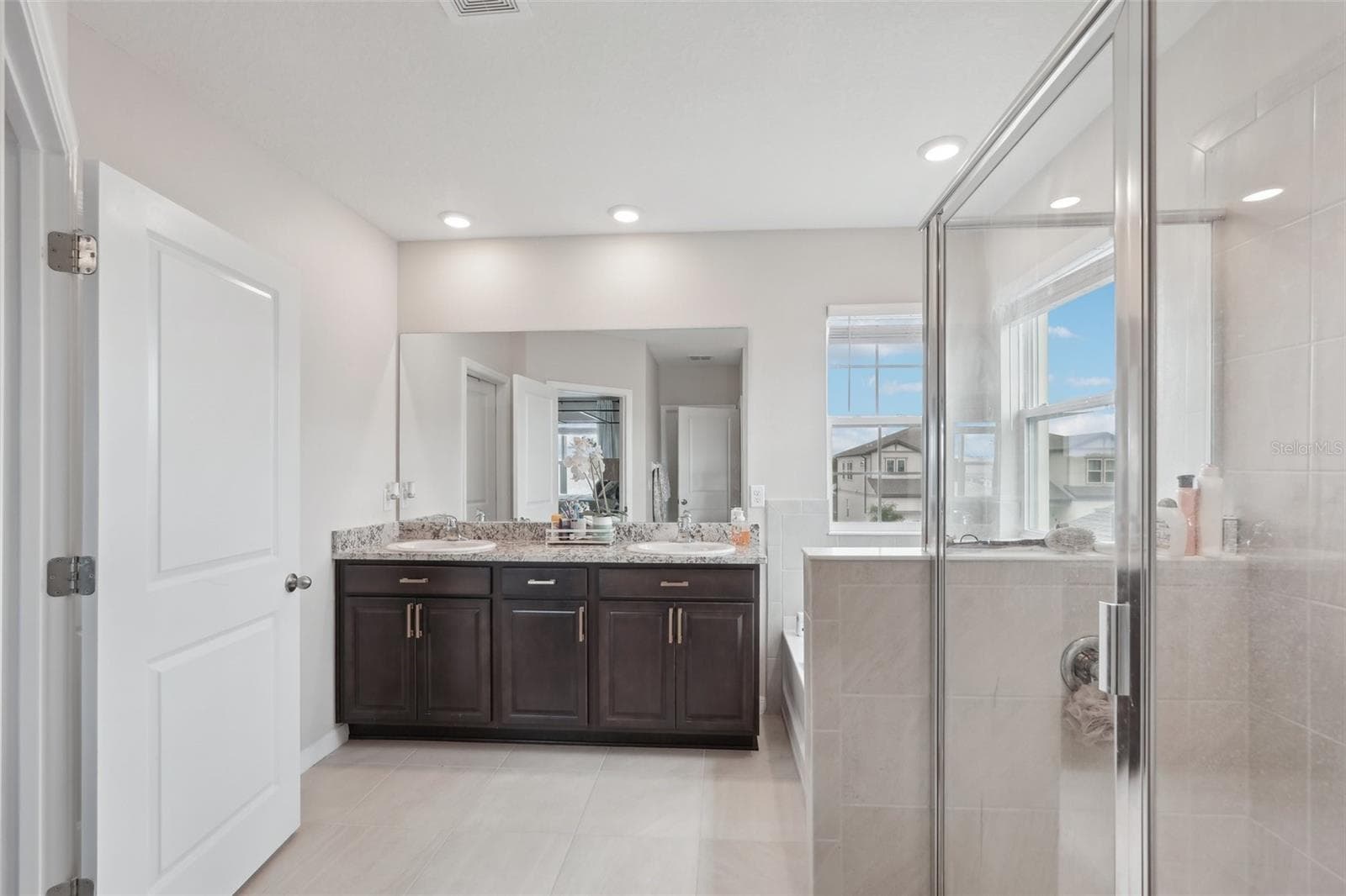 Single Family Residence at 13055 WILLOW GROVE DR, RIVERVIEW, photo 24 of 41