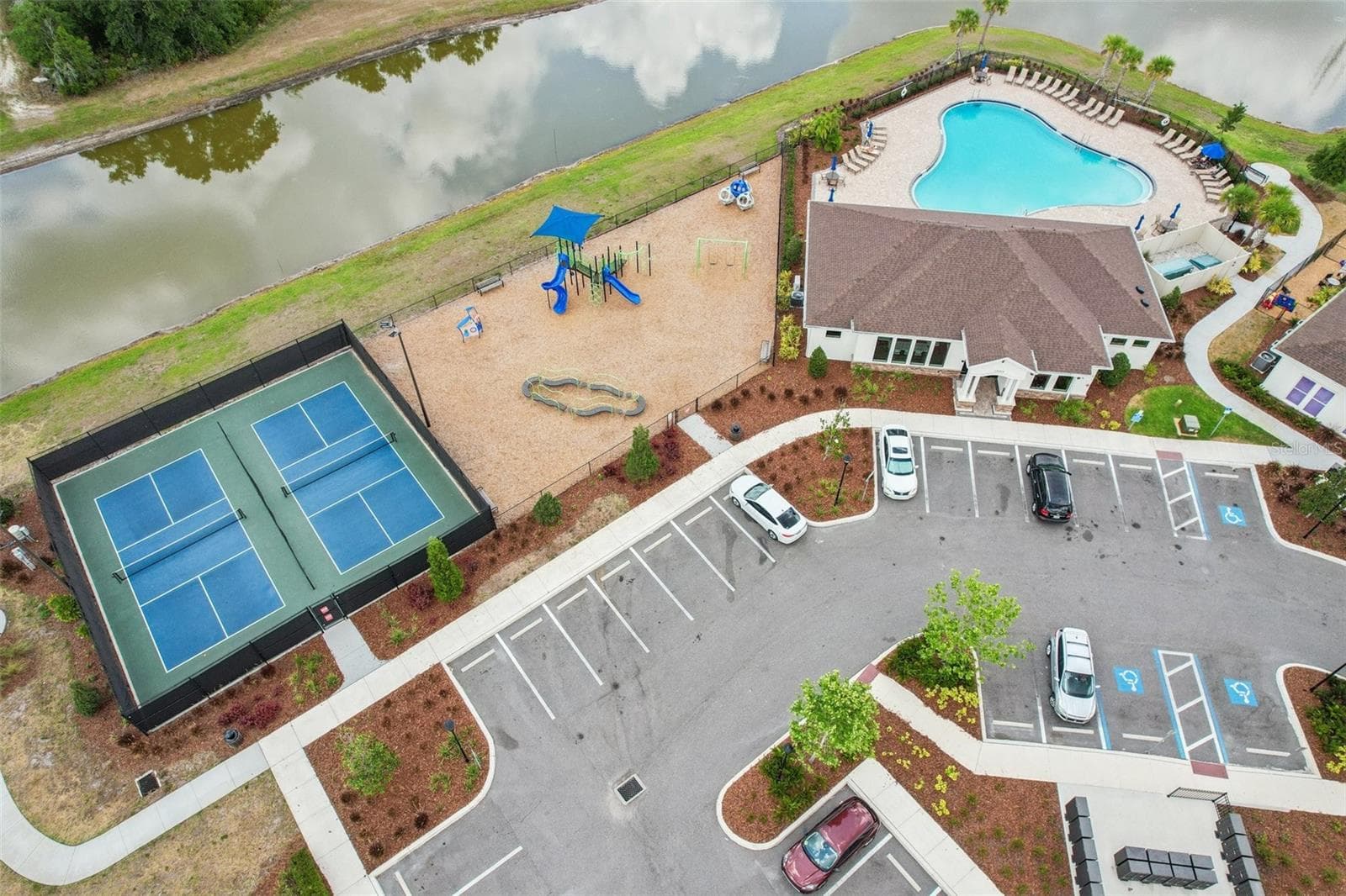 Single Family Residence at 13055 WILLOW GROVE DR, RIVERVIEW, photo 39 of 41