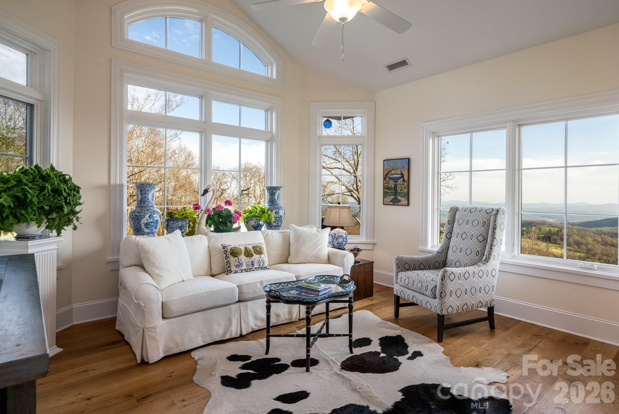 Single Family Residence at 89 N Snow Ridge Drive, Hendersonville, photo 22 of 48