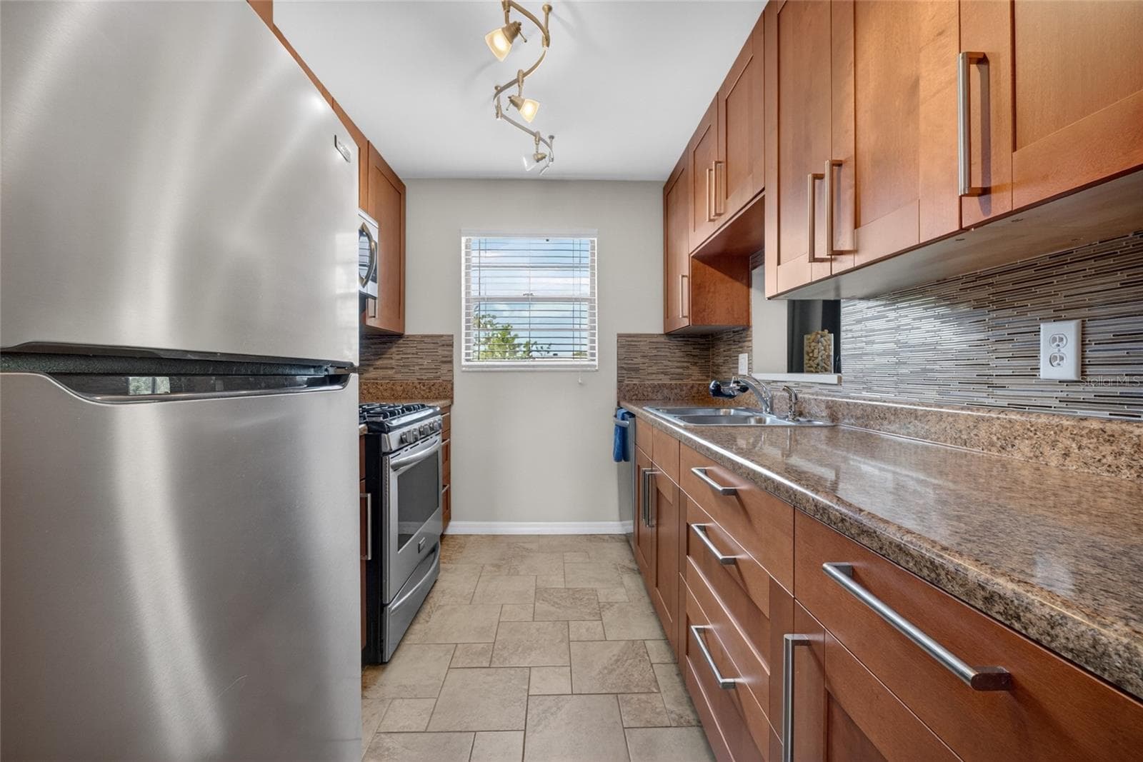 Updated Kitchen - 6080 80TH ST N #409, ST PETERSBURG