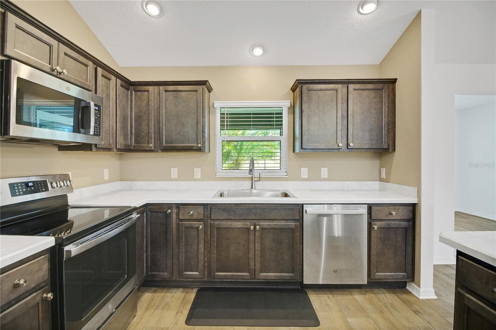 Single Family Residence at 4151 BALCHARAN TER, THE VILLAGES, photo 11 of 49