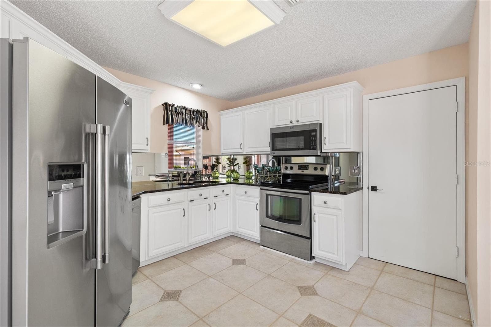 Kitchen - 1314 SANTA ROSA CT, LADY LAKE