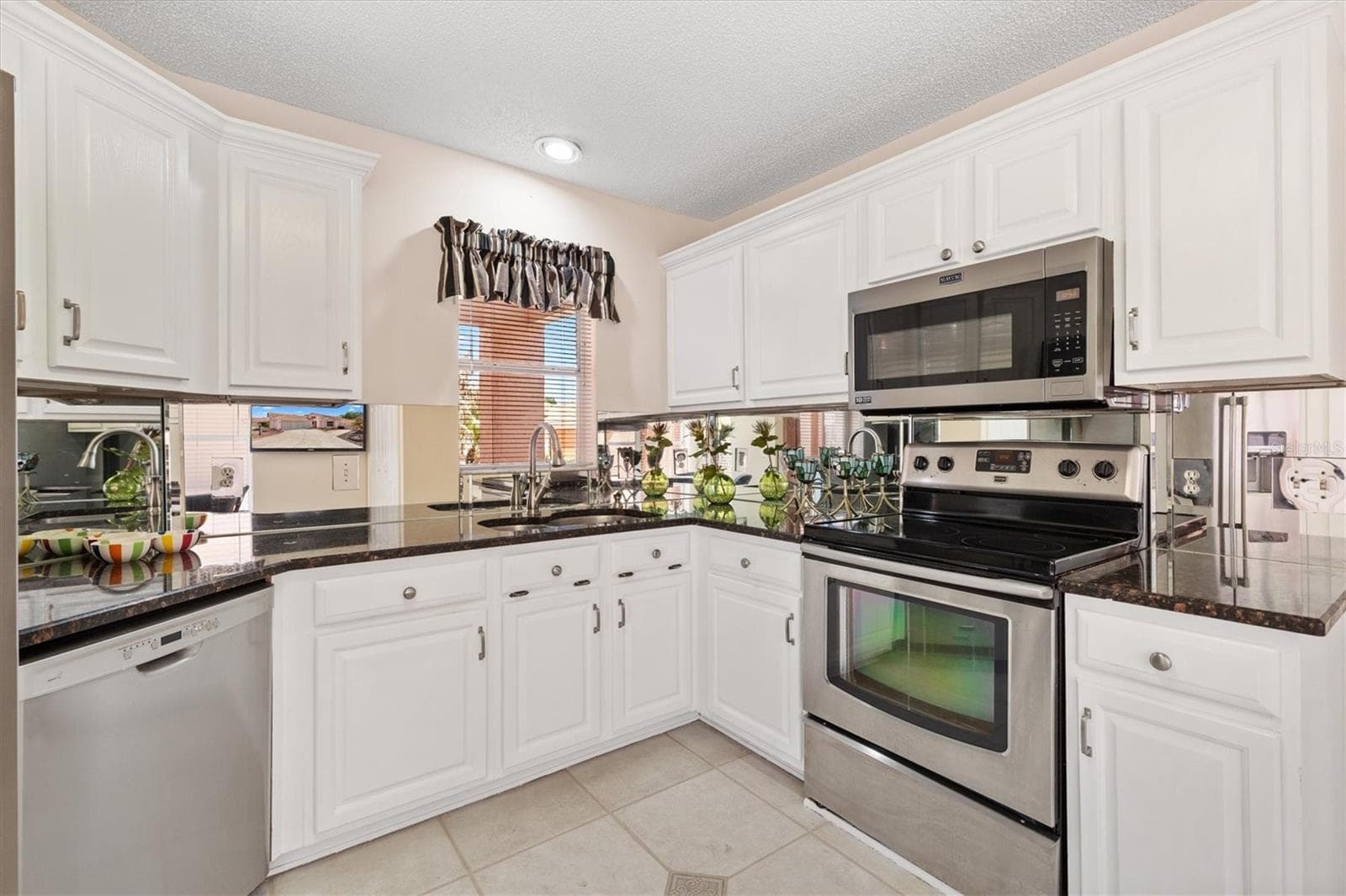 Kitchen - 1314 SANTA ROSA CT, LADY LAKE