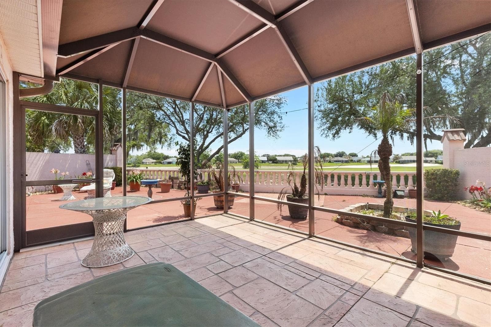 Birdcage - 1314 SANTA ROSA CT, LADY LAKE