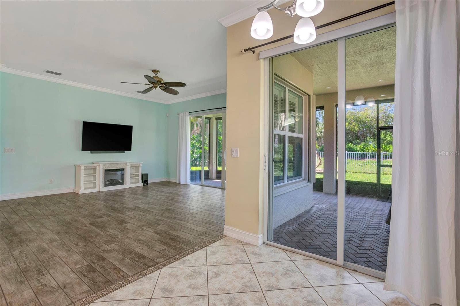 Single Family Residence at 16022 GOLDEN LAKES DR, WIMAUMA, photo 15 of 50