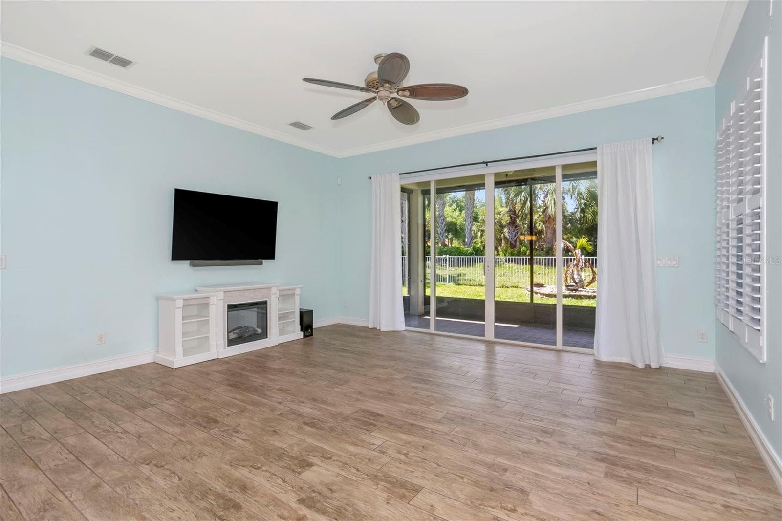 Single Family Residence at 16022 GOLDEN LAKES DR, WIMAUMA, photo 18 of 50