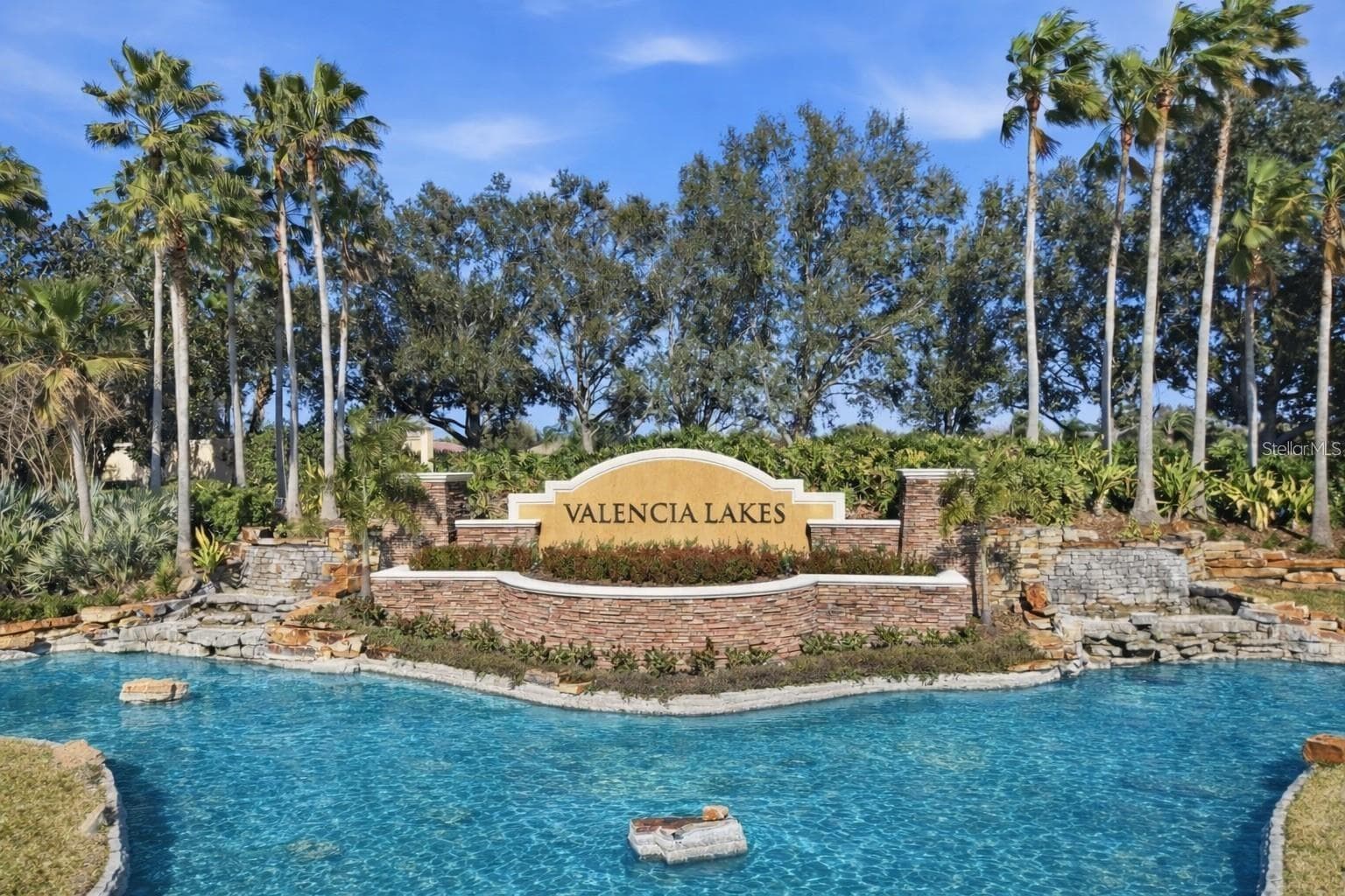 Community entrance - 16022 GOLDEN LAKES DR, WIMAUMA