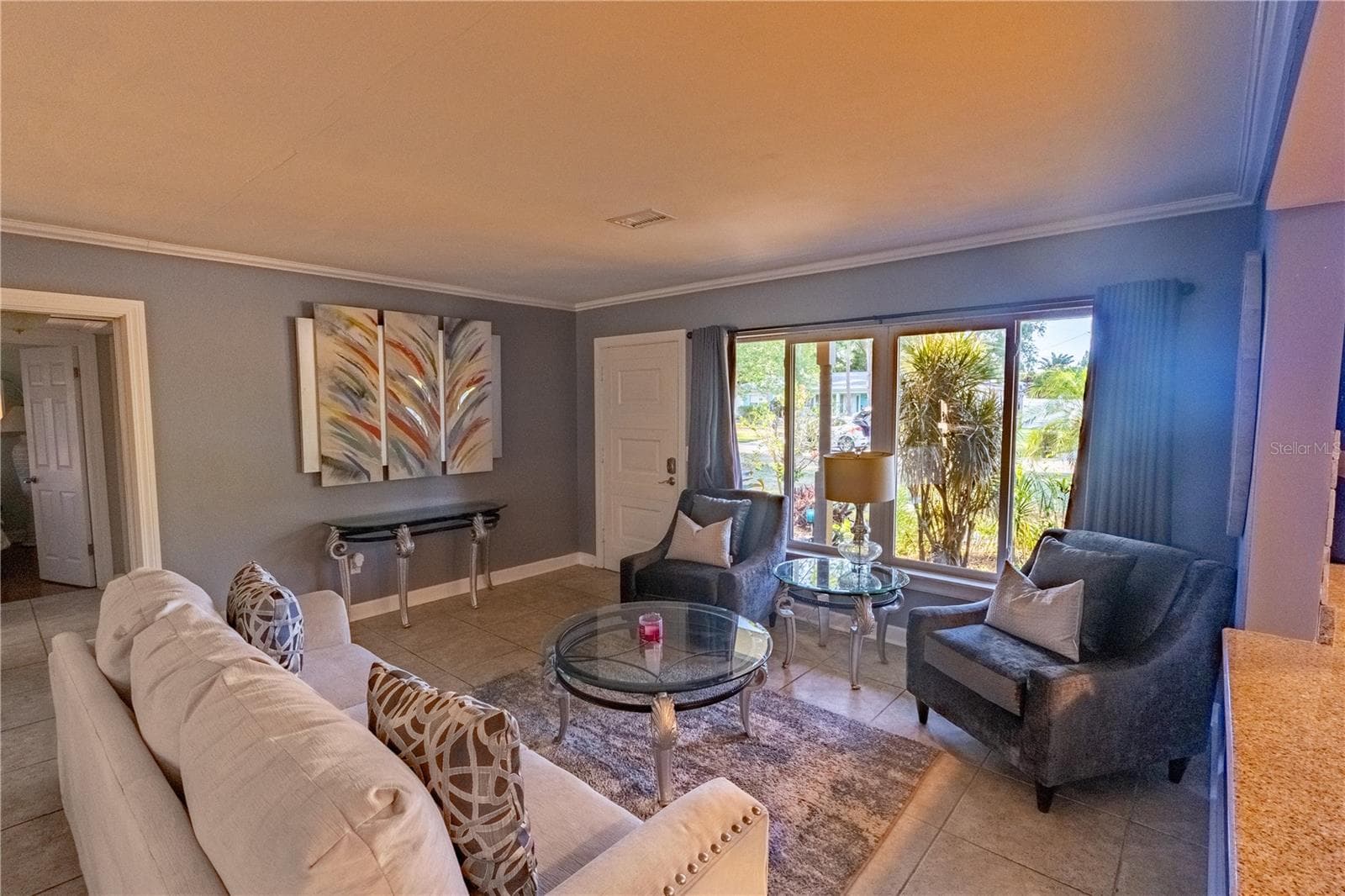 Single Family Residence at 33 SOUTHWIND DR, BELLEAIR BLUFFS, photo 6 of 50