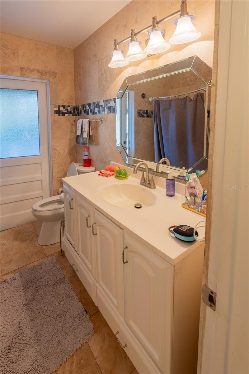 Single Family Residence at 33 SOUTHWIND DR, BELLEAIR BLUFFS, photo 28 of 50