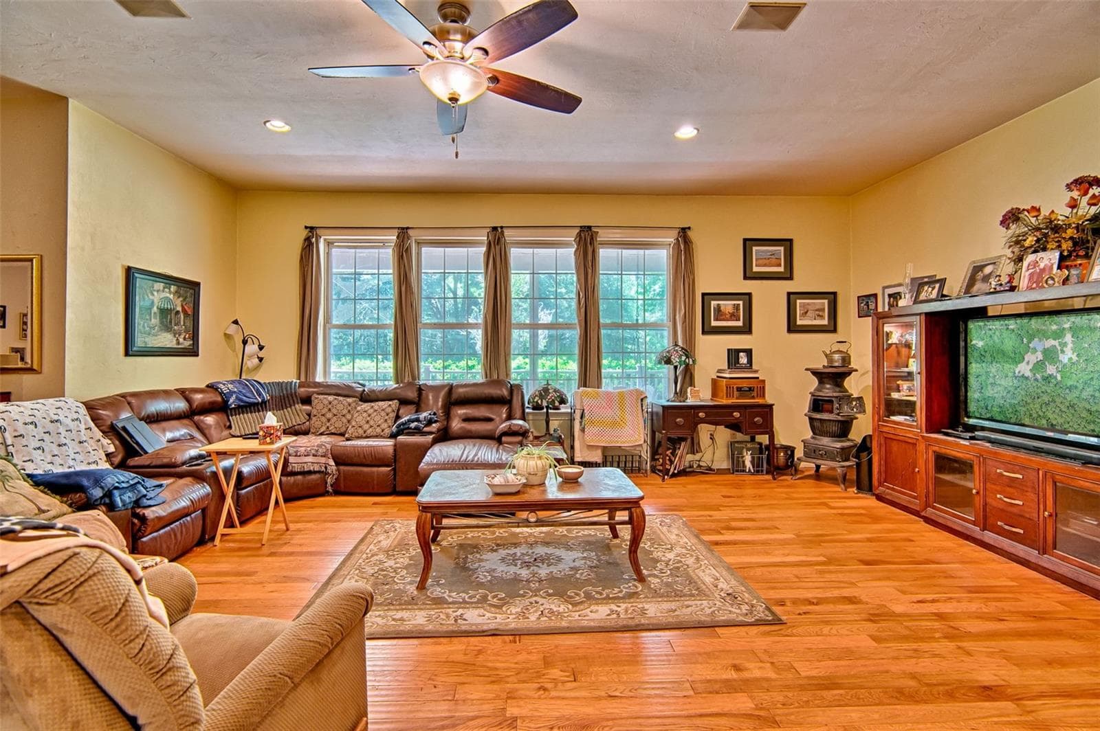 Single Family Residence at 15522 SW 75TH ST, ARCHER, photo 11 of 54