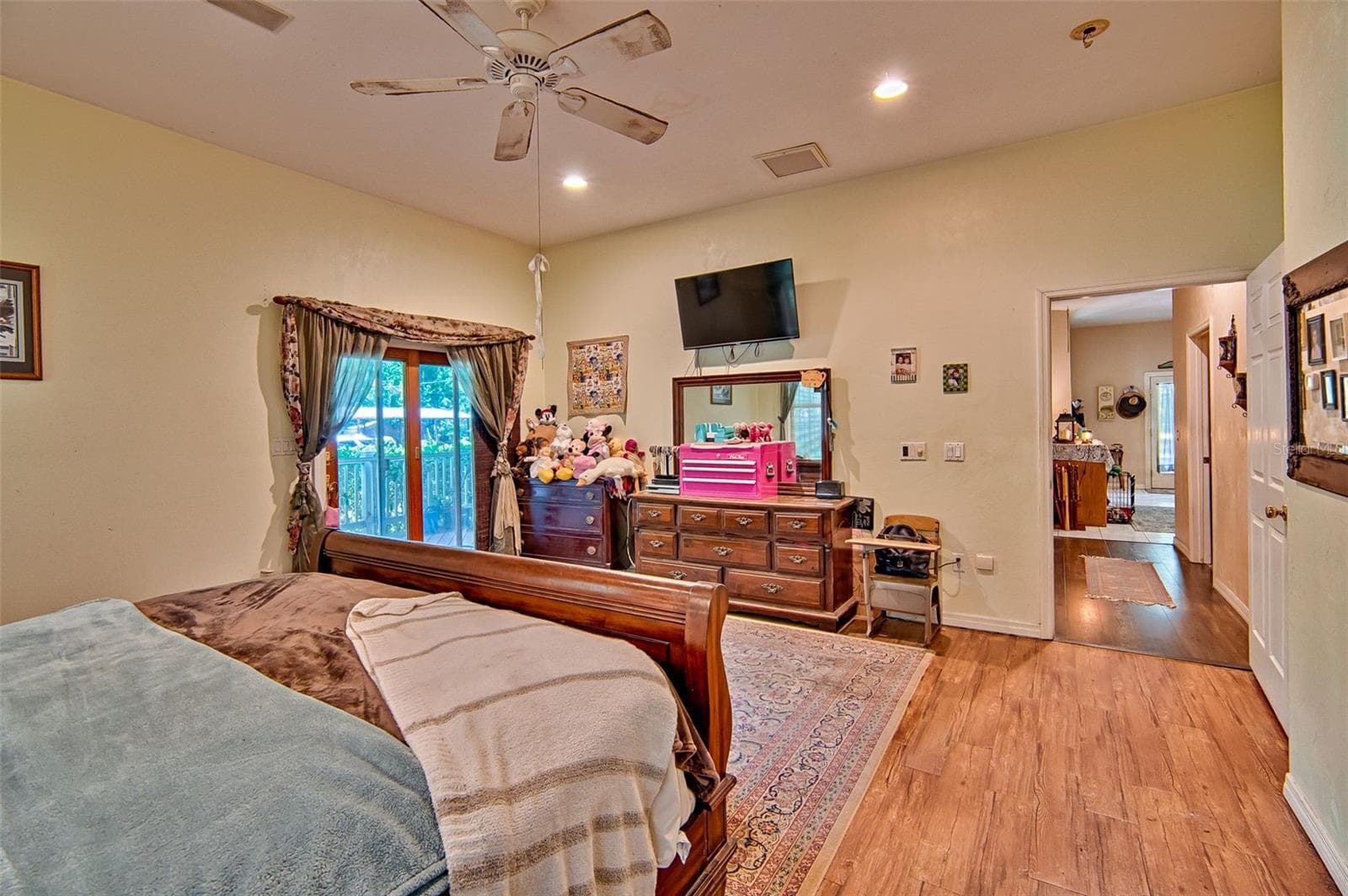 Single Family Residence at 15522 SW 75TH ST, ARCHER, photo 16 of 54