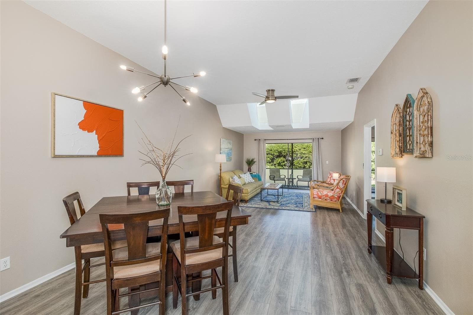 Open and spacious - 3843 GOLDFINCH CT, PALM HARBOR