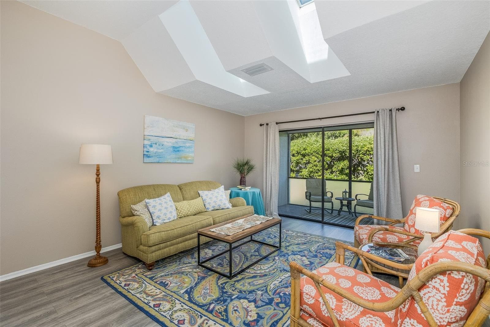 View to screened lanai - 3843 GOLDFINCH CT, PALM HARBOR
