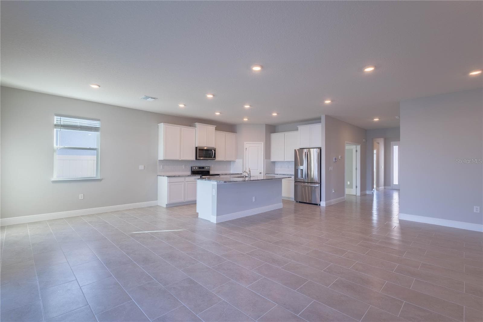 Single Family Residence at 345 MANGROVE MANOR DR, APOLLO BEACH, photo 19 of 33