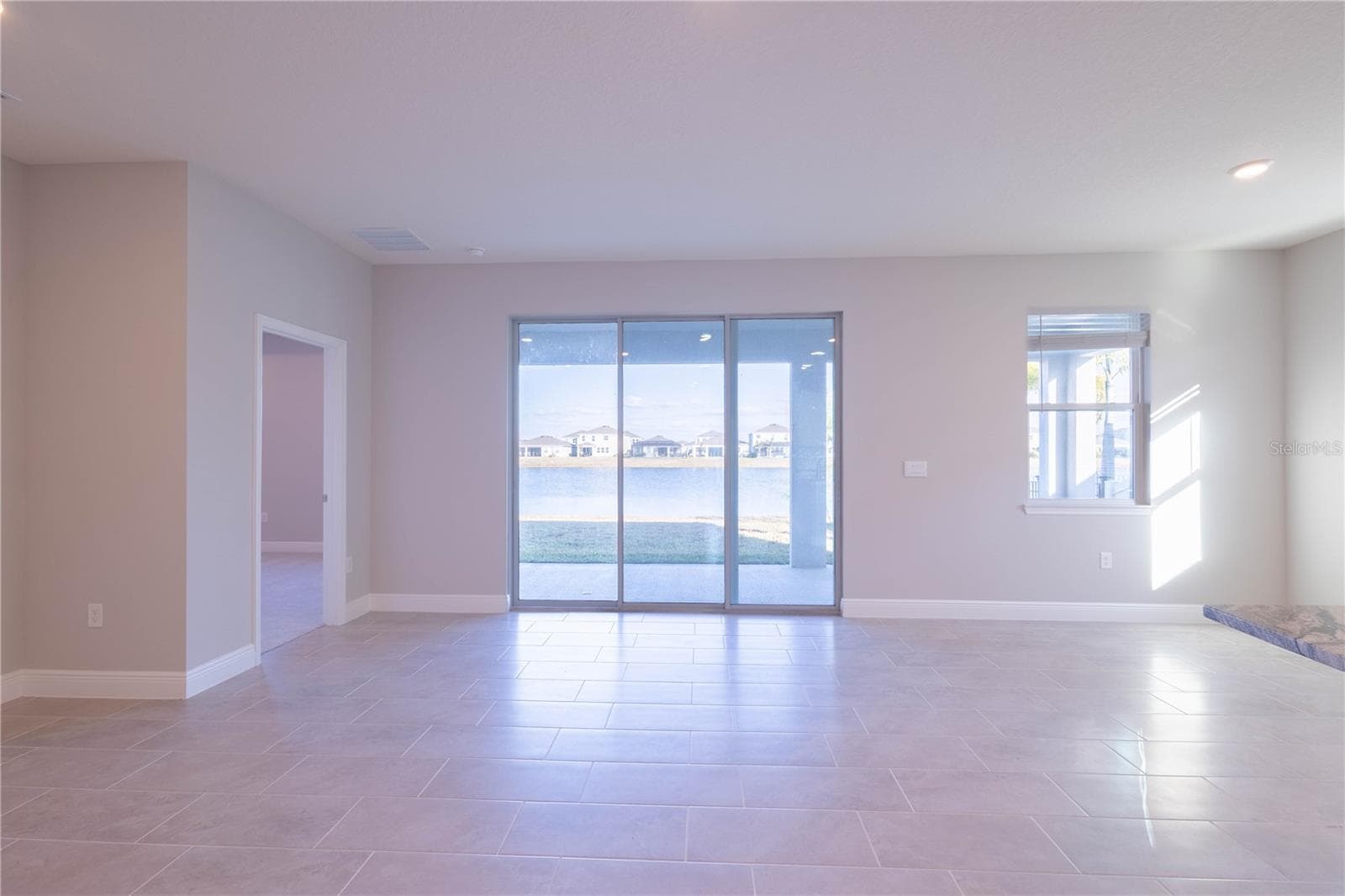 Single Family Residence at 345 MANGROVE MANOR DR, APOLLO BEACH, photo 25 of 33