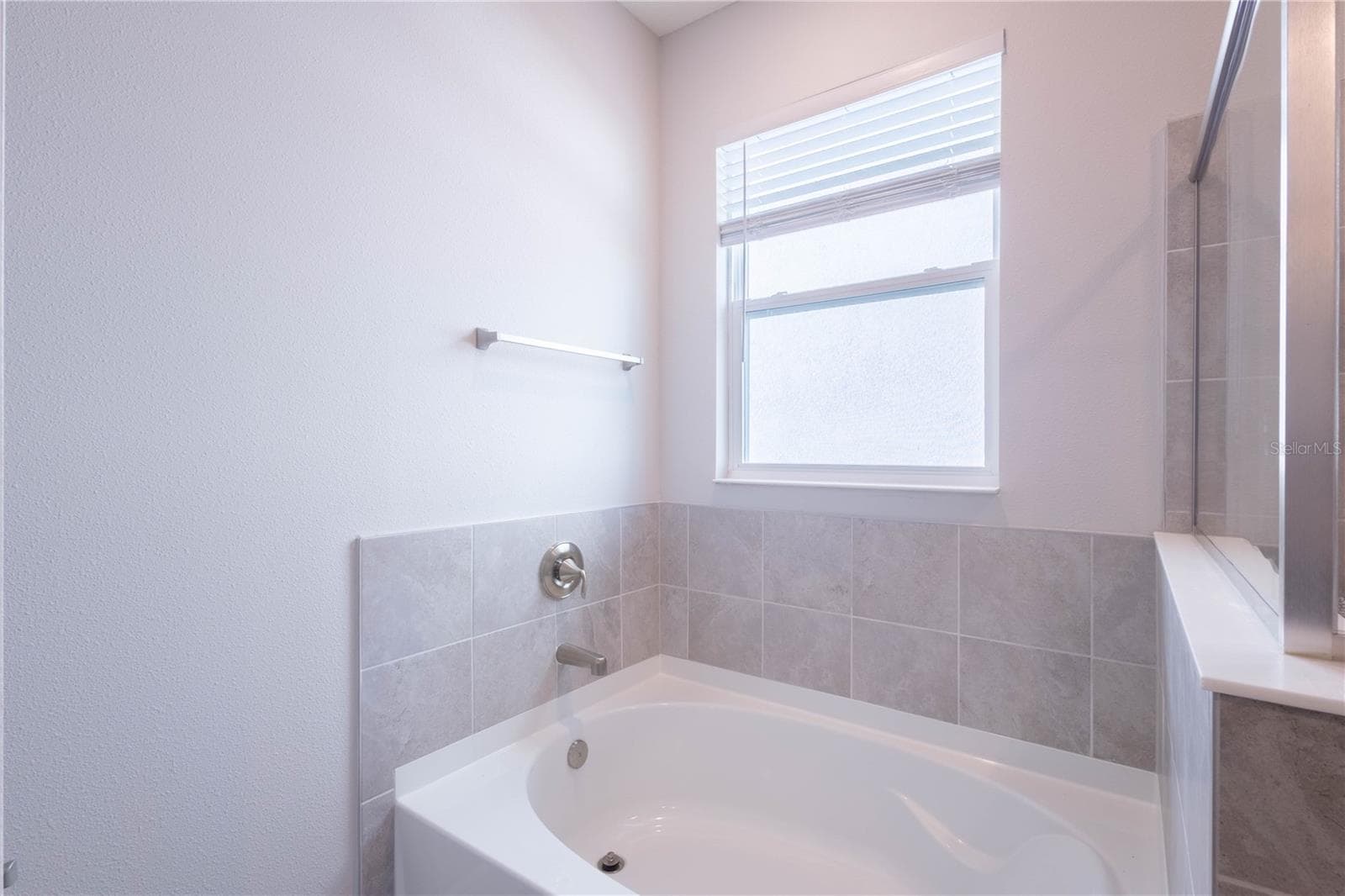 Single Family Residence at 345 MANGROVE MANOR DR, APOLLO BEACH, photo 31 of 33