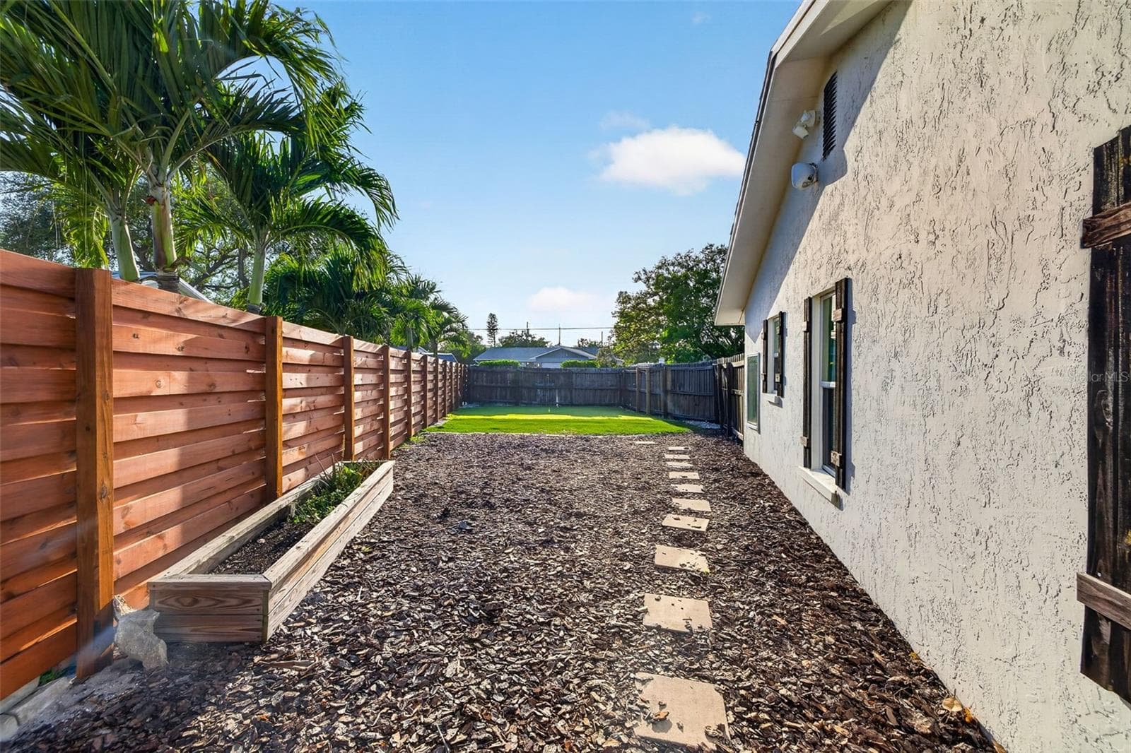 Single Family Residence at 4200 BEACH DR SE, ST PETERSBURG, photo 19 of 22