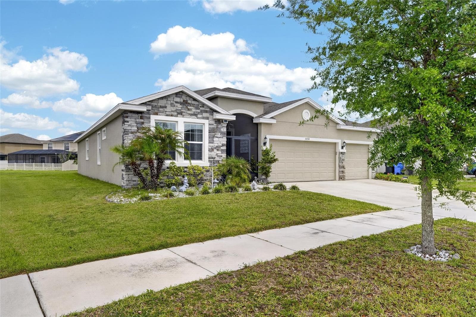 Single Family Residence at 5030 JAGGED CLOUD DR, WIMAUMA, photo 3 of 56
