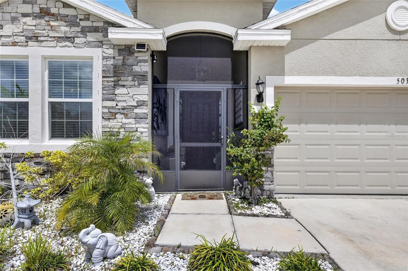 Single Family Residence at 5030 JAGGED CLOUD DR, WIMAUMA, photo 4 of 56