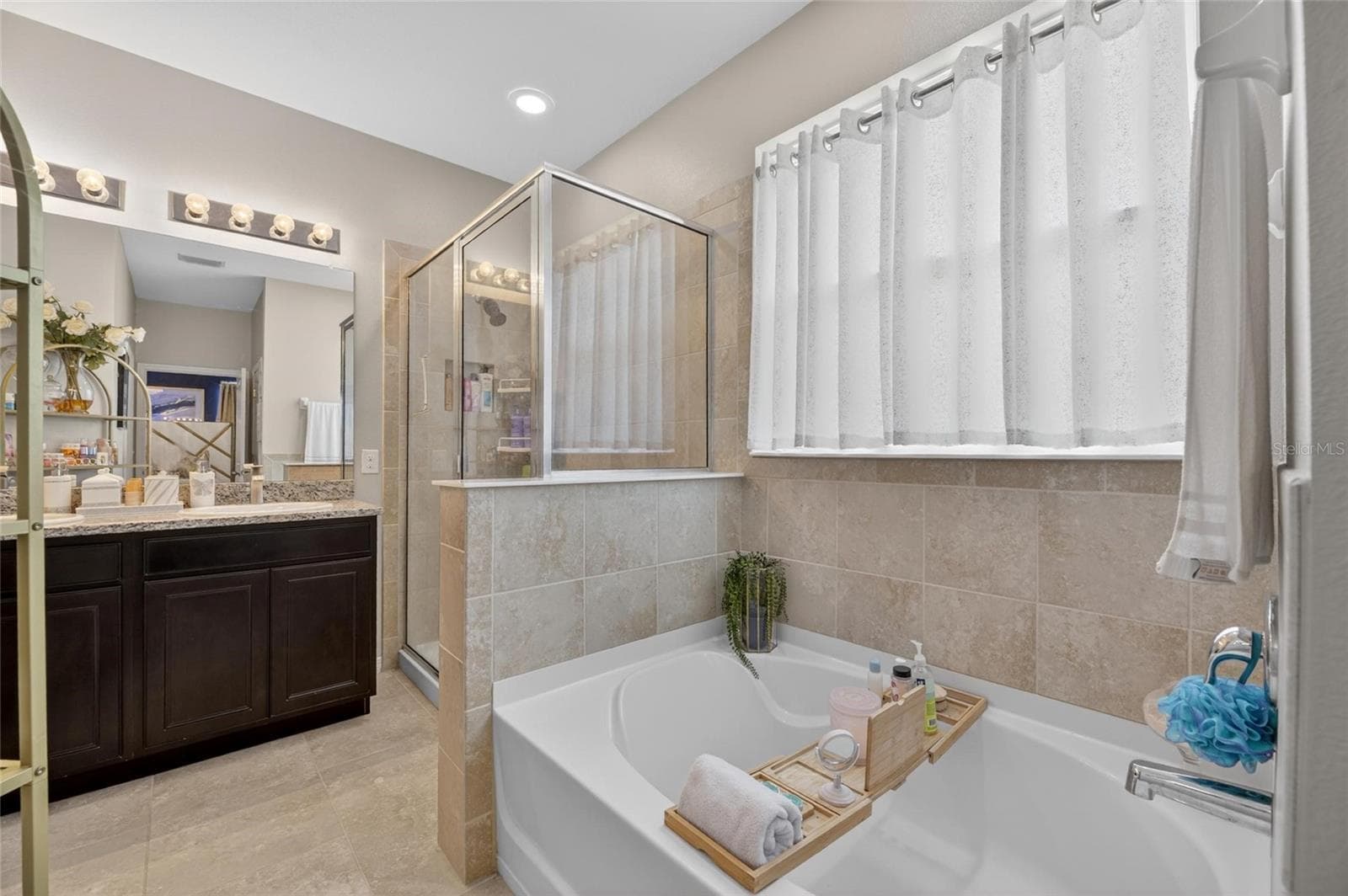 Single Family Residence at 5030 JAGGED CLOUD DR, WIMAUMA, photo 28 of 56