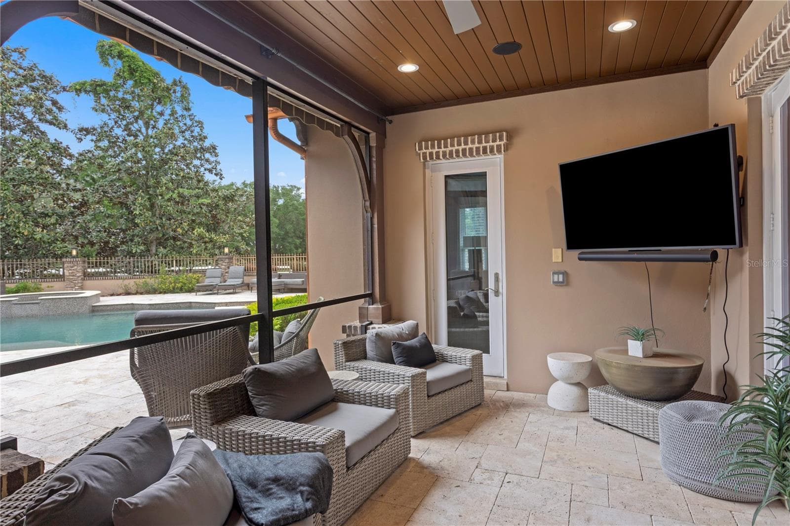 Outdoor screened in patio - 11410 TROTTING DOWN DR, ODESSA