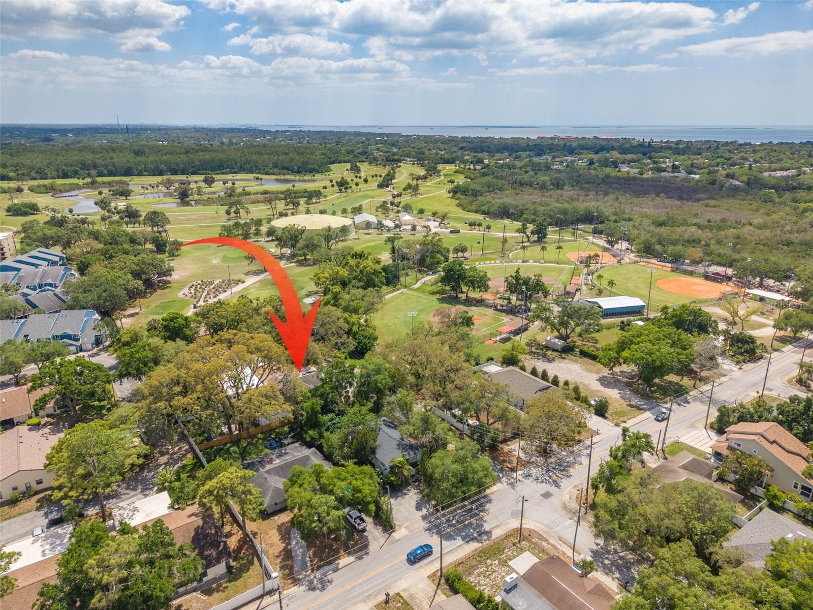 house location - 901 VIRGINIA AVE, TARPON SPRINGS
