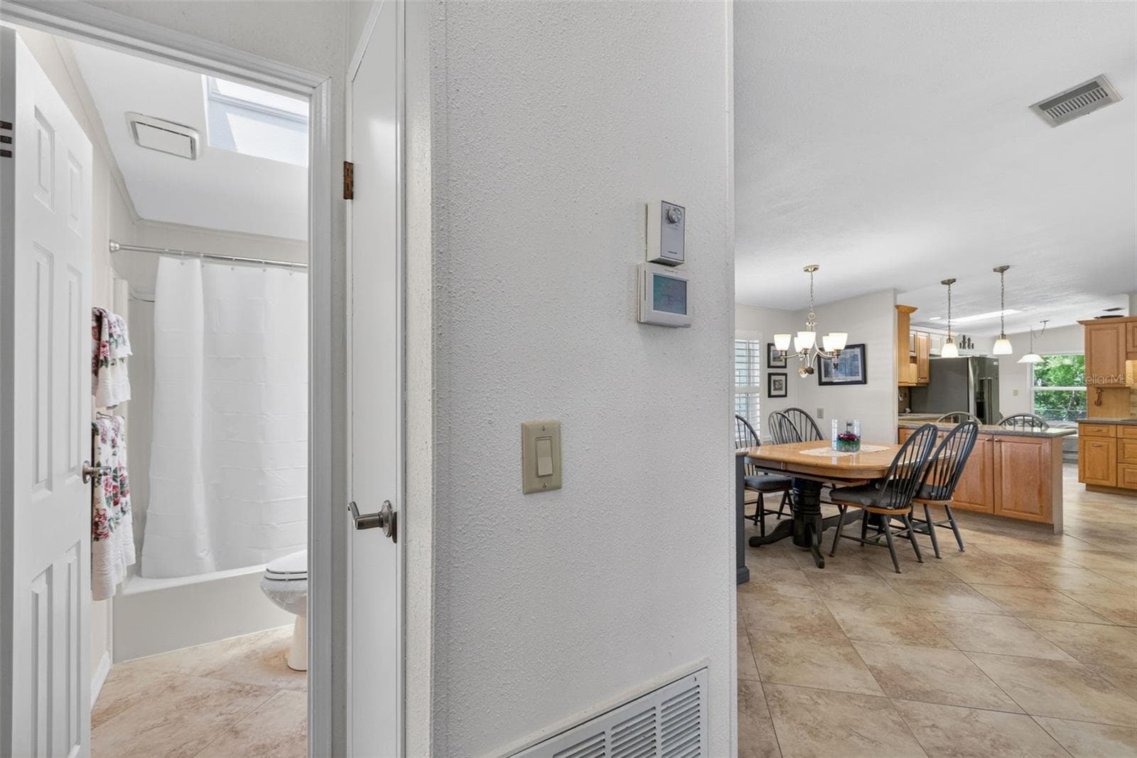 Manufactured Home at 209 VISTORIA DR, NORTH PORT, photo 27 of 37